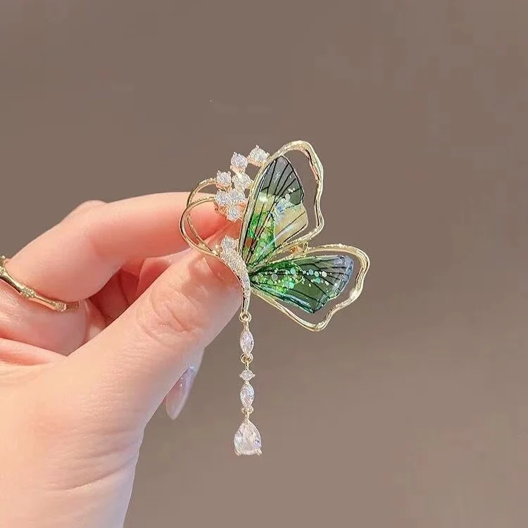 Exquisite Schmetterlingsbrosche mit Glitzersteinen Karnz