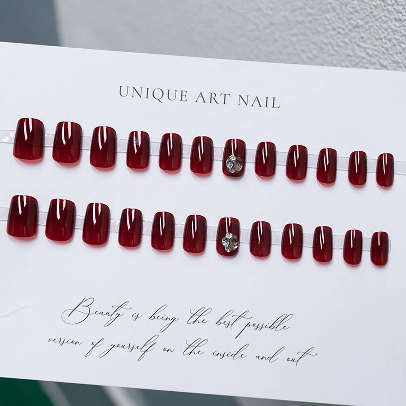 Glamouröses Nagelkunst-Set