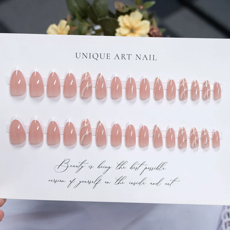 Elegante Stiletto Nagelkunst