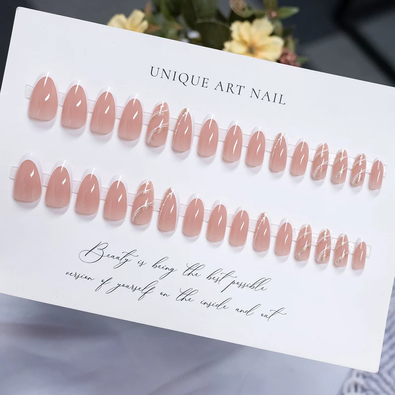 Elegante Stiletto Nagelkunst