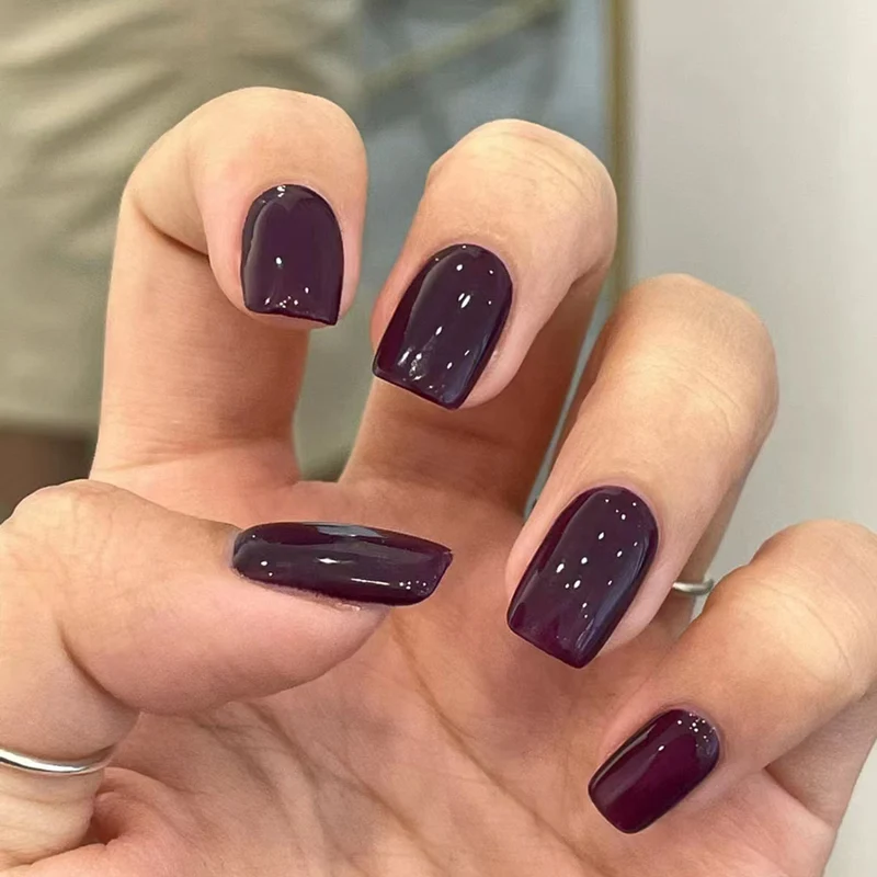 Elegante quadratische Press-On-Nagel-Set