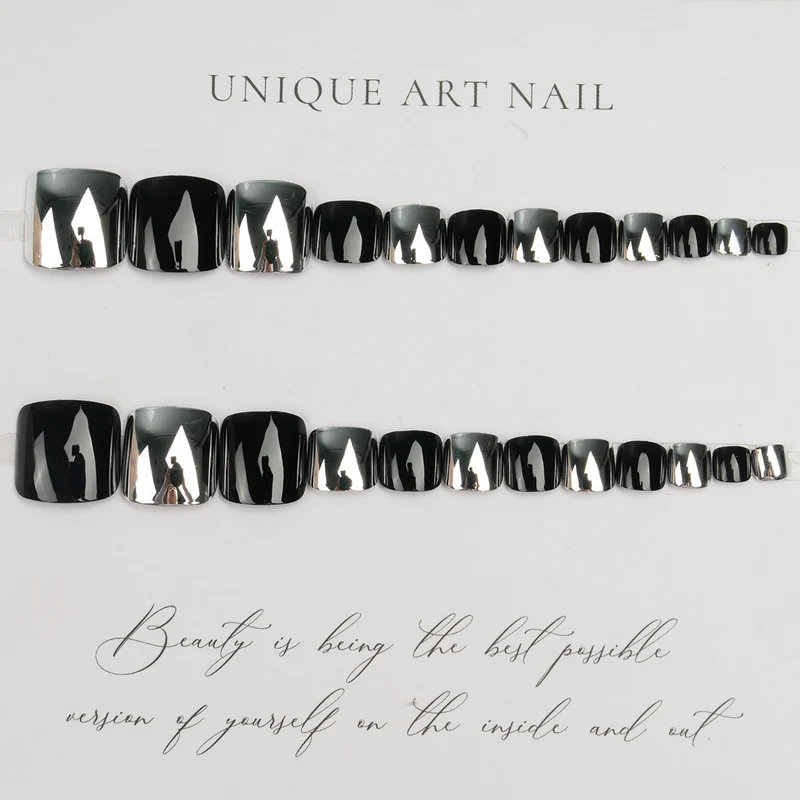 Glamouröse Nagelkunst