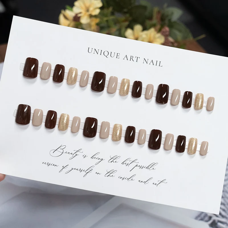 Glamouröses Multi-Texture Press-On Nail Set