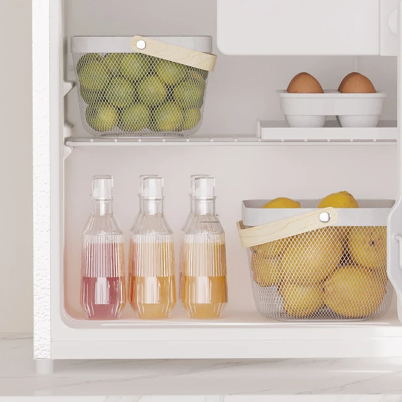 46 Litre Table Top Mini Fridge with Ice Box, Reversible Door, Adjustable Temperature, Cream
