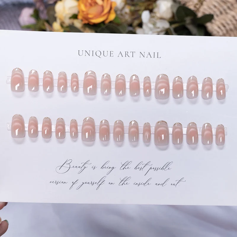 Elegantes Press-On Nail Set mit Marmor-Design