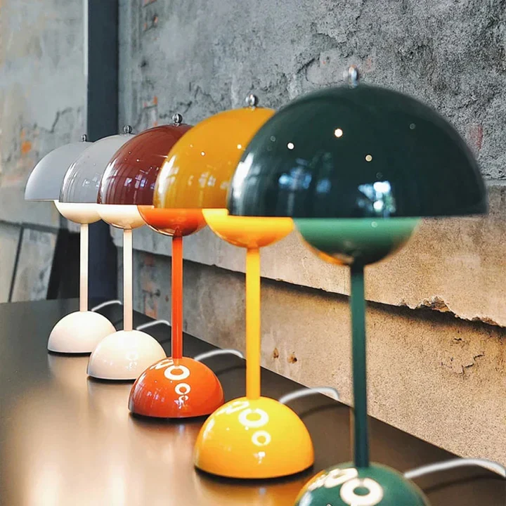 Skanto | Luxuriöse moderne nordische Tischlampe