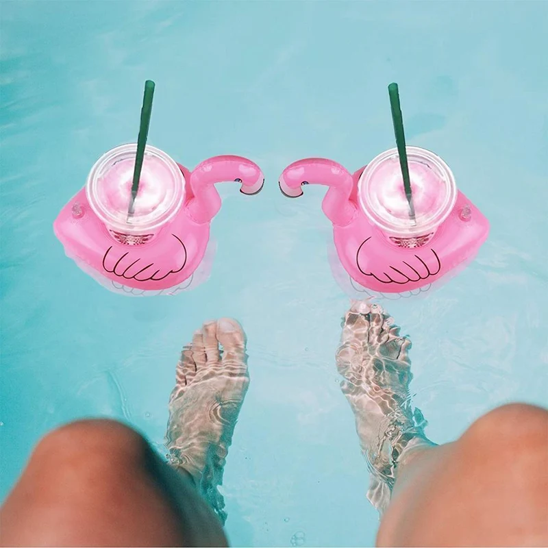 Skanto | Aufblasbarer Flamingo Pool Float