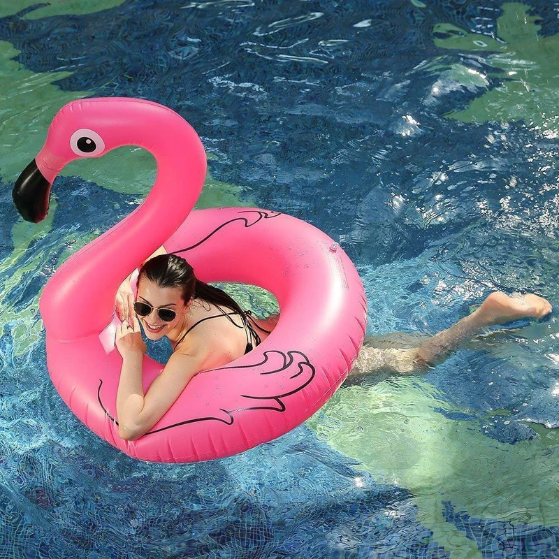 Skanto | Aufblasbarer Flamingo Pool Float