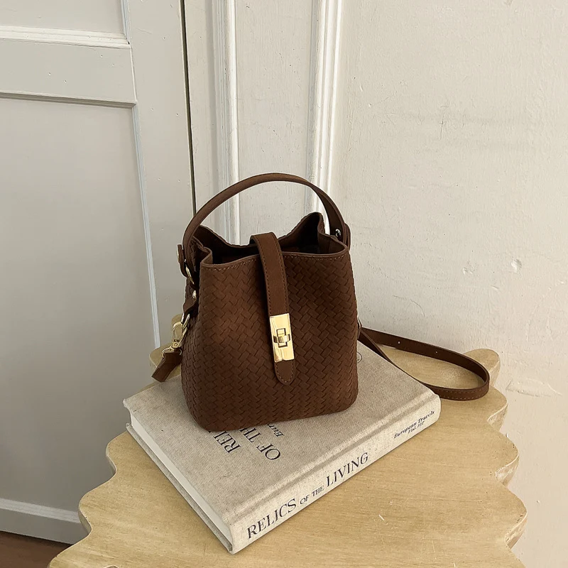 Gewebte Leder Eimer-Handtasche