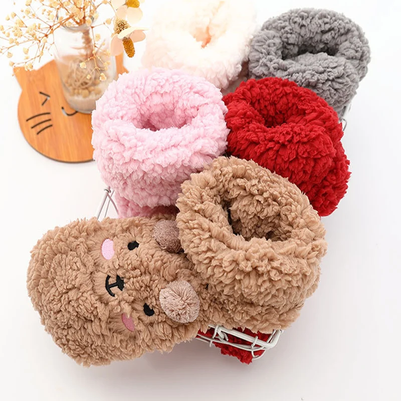 Warme, flauschige Bärensocken | Karnz