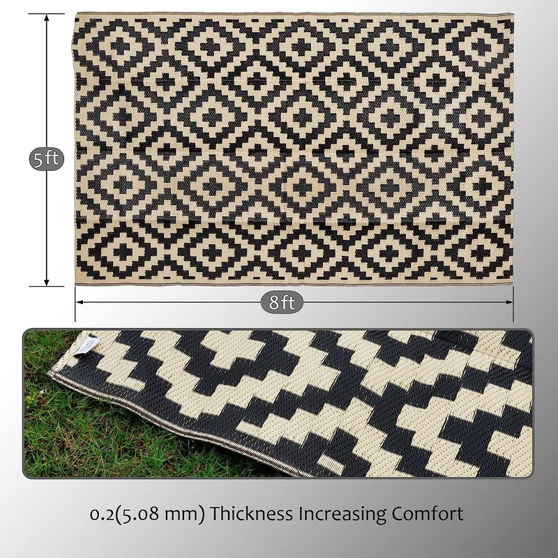 Geometrisch gemusterter Outdoor-Teppich