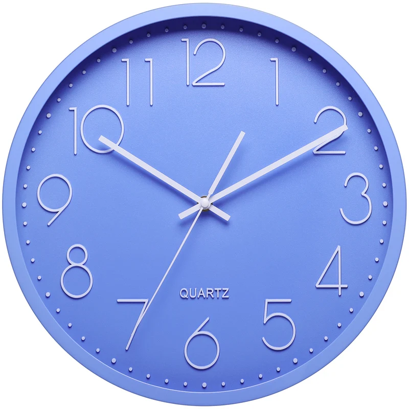 Wanduhr im minimalistischem und eleganten Design Karnz