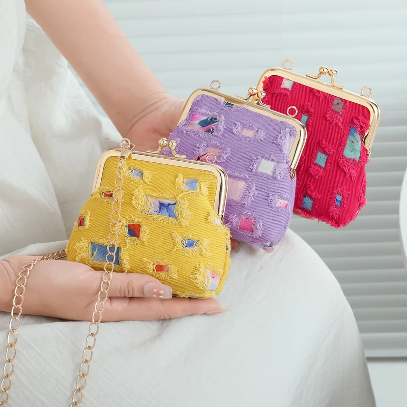 Vintage-inspirierte Stoff-Clutch