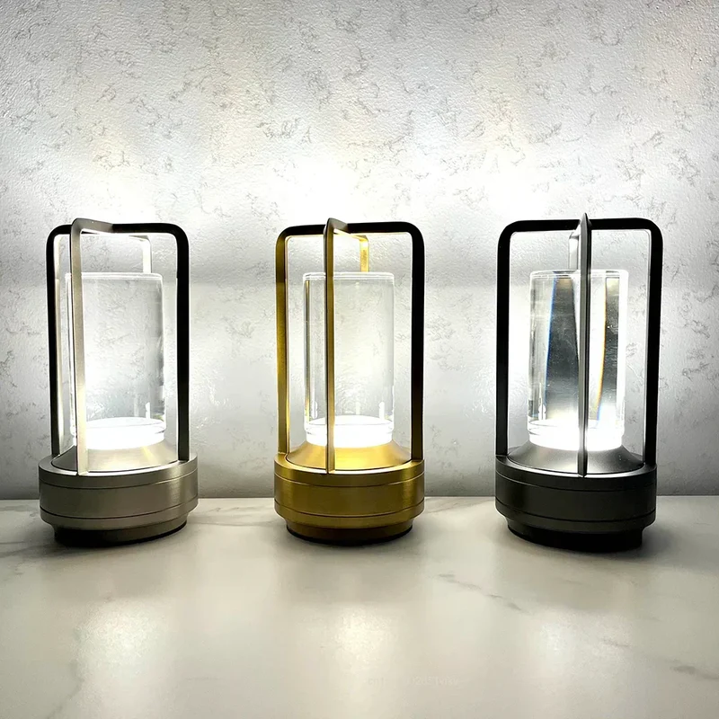 Skanto | Tragbare kabellose LED Laterne mit Ladestation