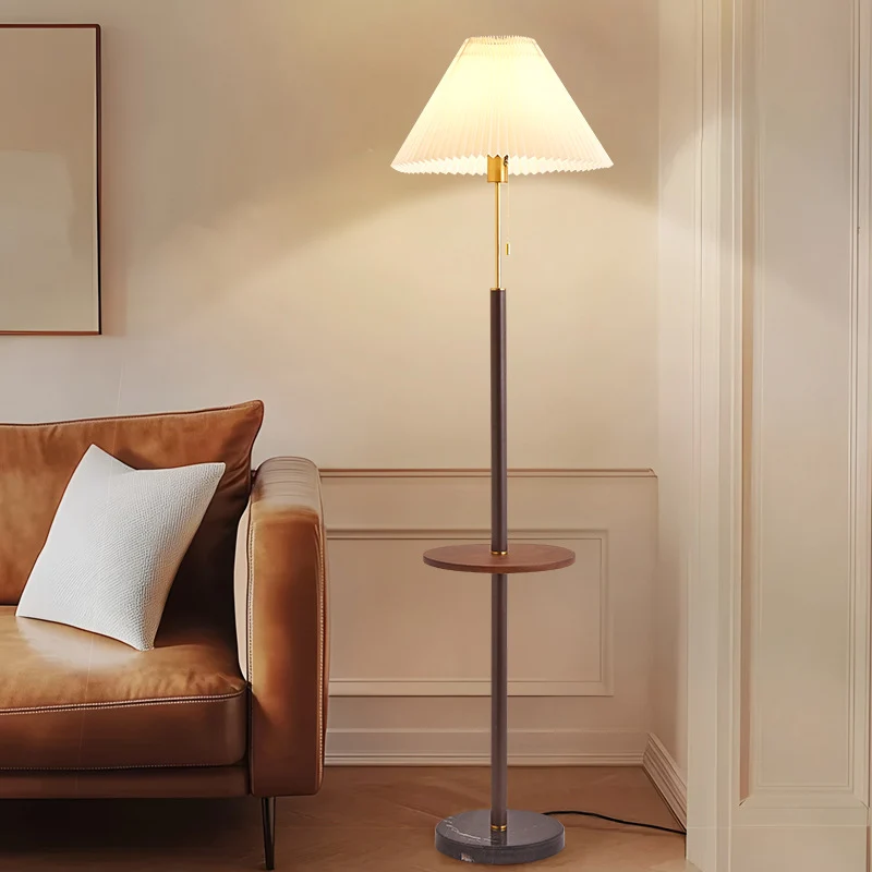 Moderne verstellbare Stehlampe