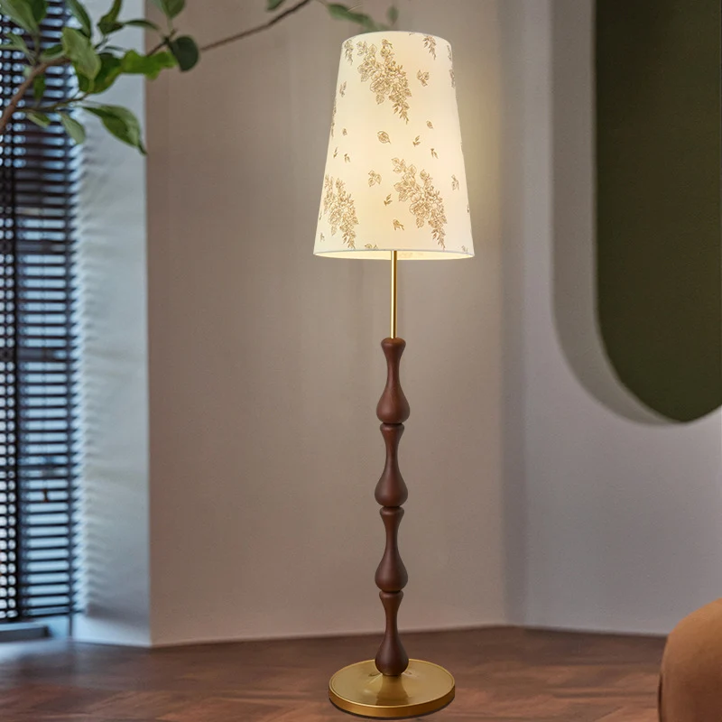 Elegante dekorative Tischlampe