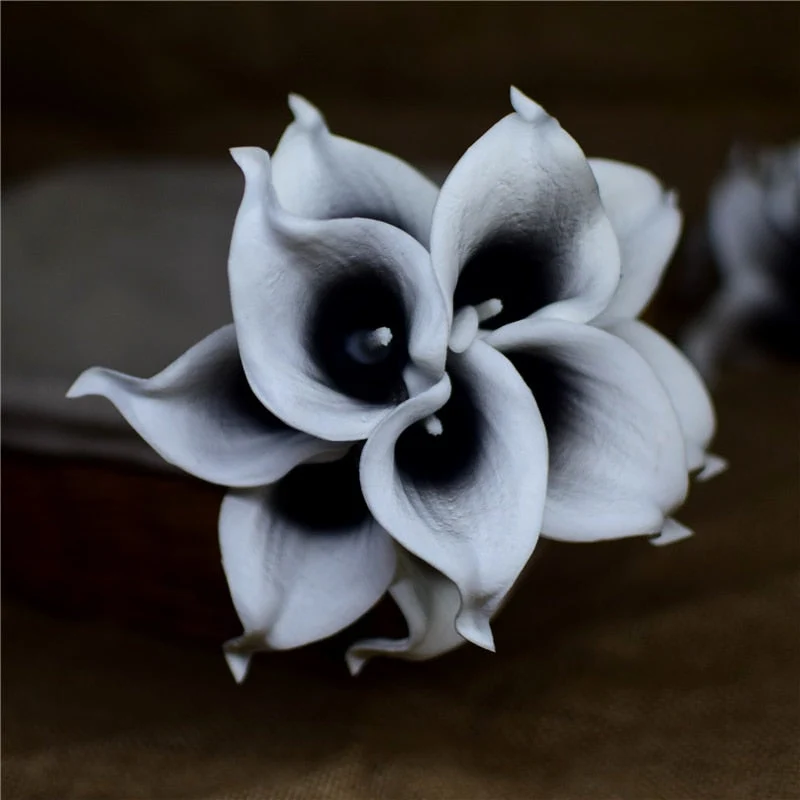 Skanto | 10 Marineblaue Calla Lilien PU Real Touch Blumen Hochzeitsdekoration Sträuße Tischdeko Kunstblumen Heimdeko