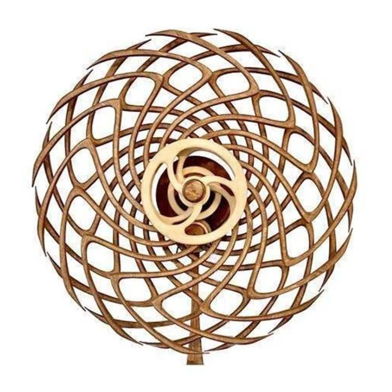 Skanto | Handgemachte Kinetische Skulptur