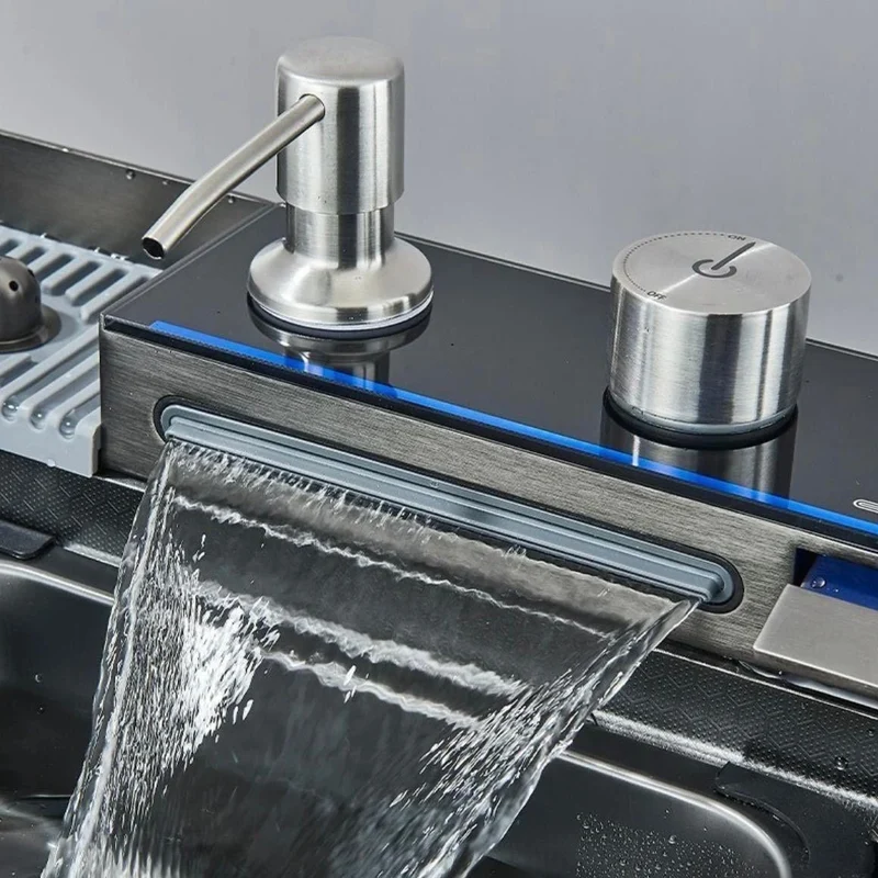 Edelstahl Einbauspüle mit Wasserfall Armatur 75×45 cm
