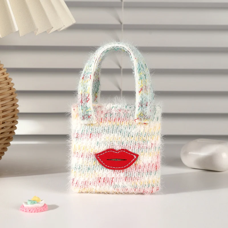 Verspielte Mini-Handtasche