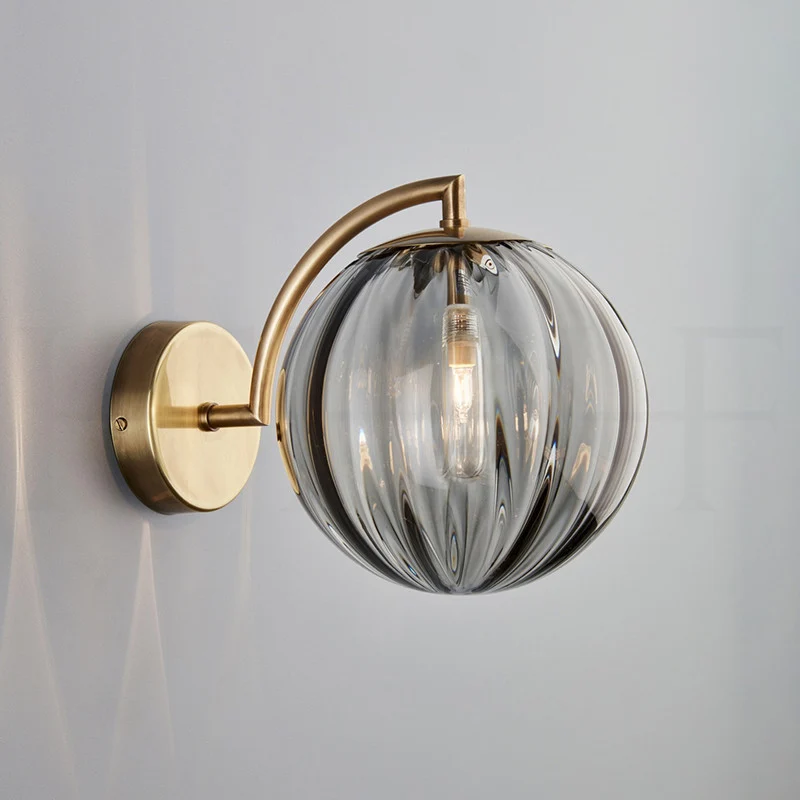 Künstlerische Globus-Wandlampe
