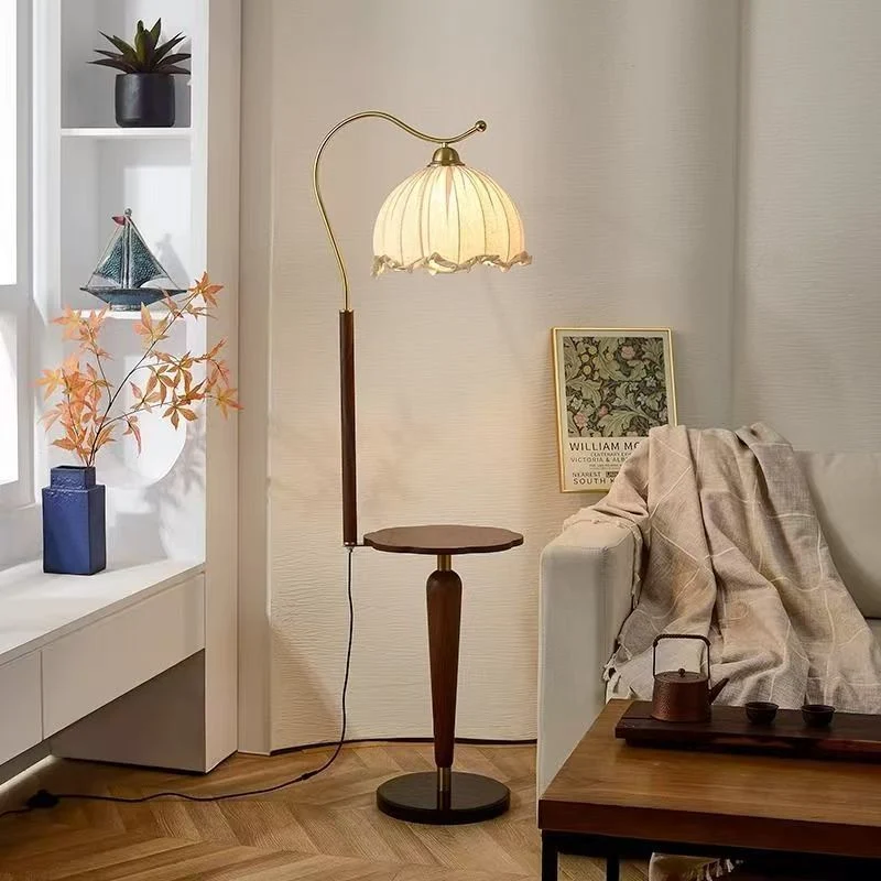Styling geschwungene Stehlampe
