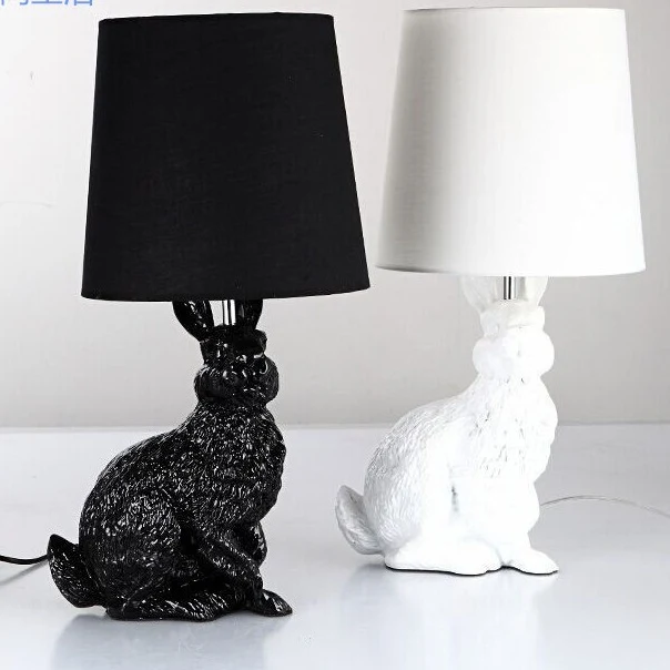 Skulpturale Kaninchen Tischlampe