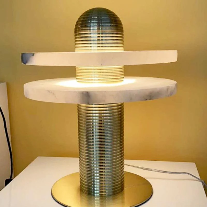 Skulpturale LED Akzent Tischlampe