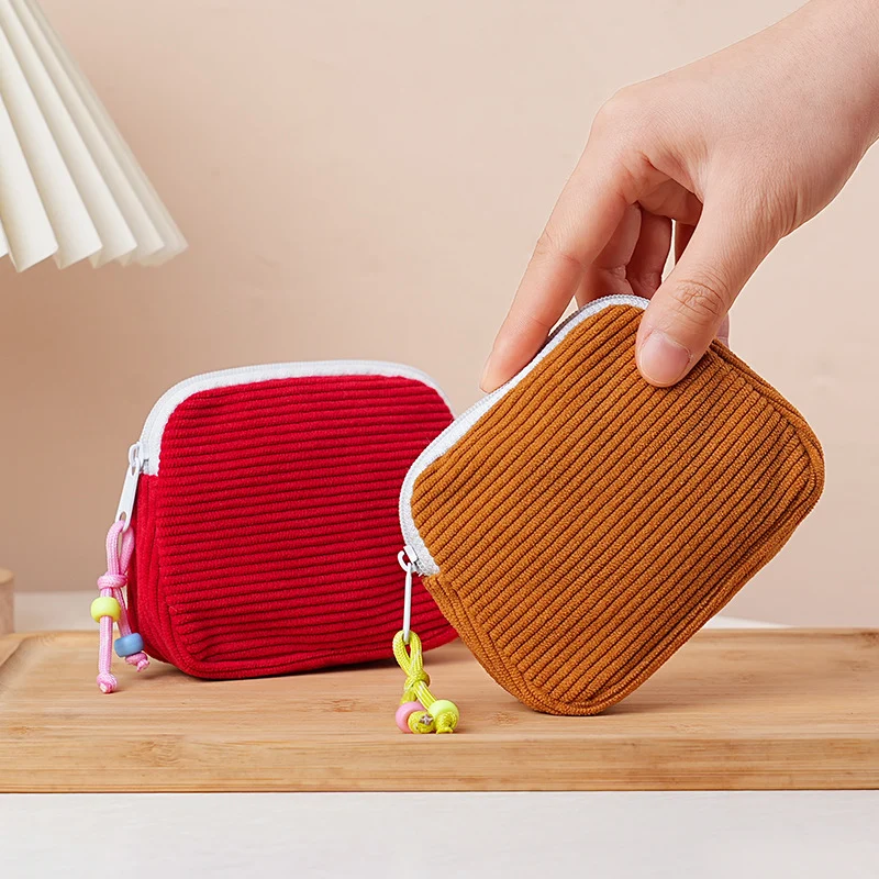 Geräumige Corduroy-Accessoire-Tasche