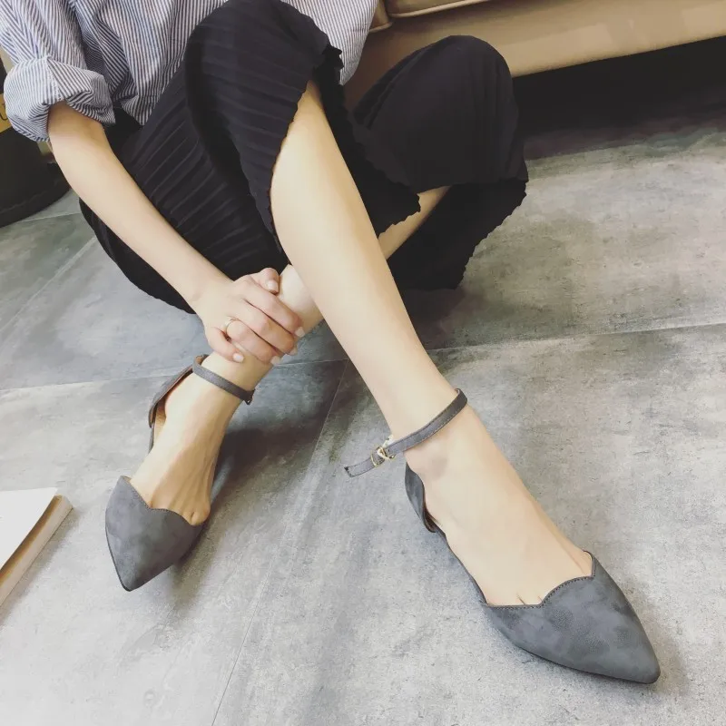 Skanto | Damen Pumps mit Schnallenriemen und niedrigem Absatz, spitzer Zehenbereich, Flock D'Orsay Heels Schuhe, Einzelne Schuhe Blau