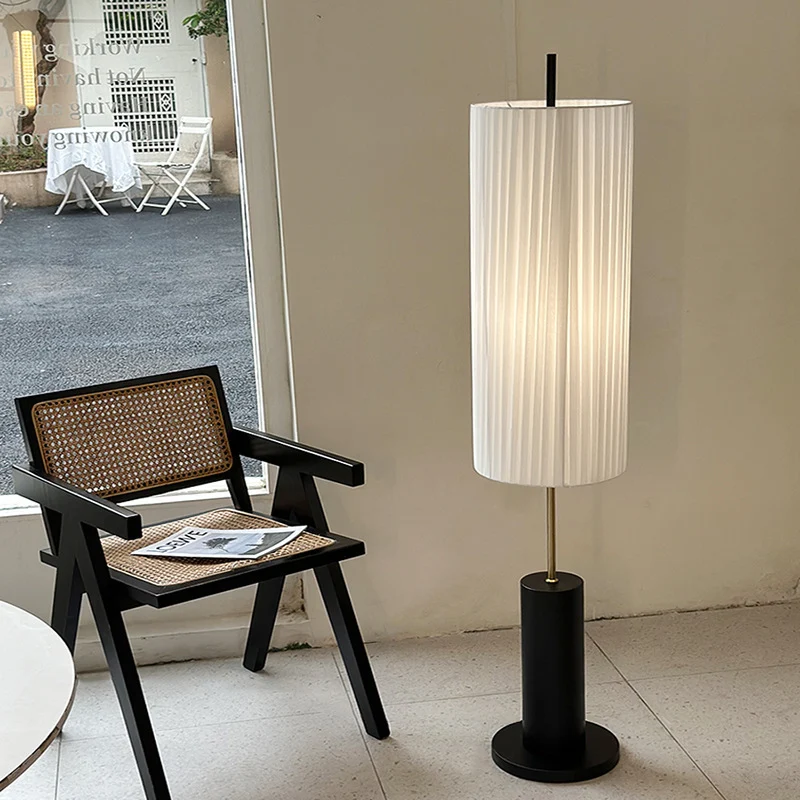 Moderne Faltbodenlampe