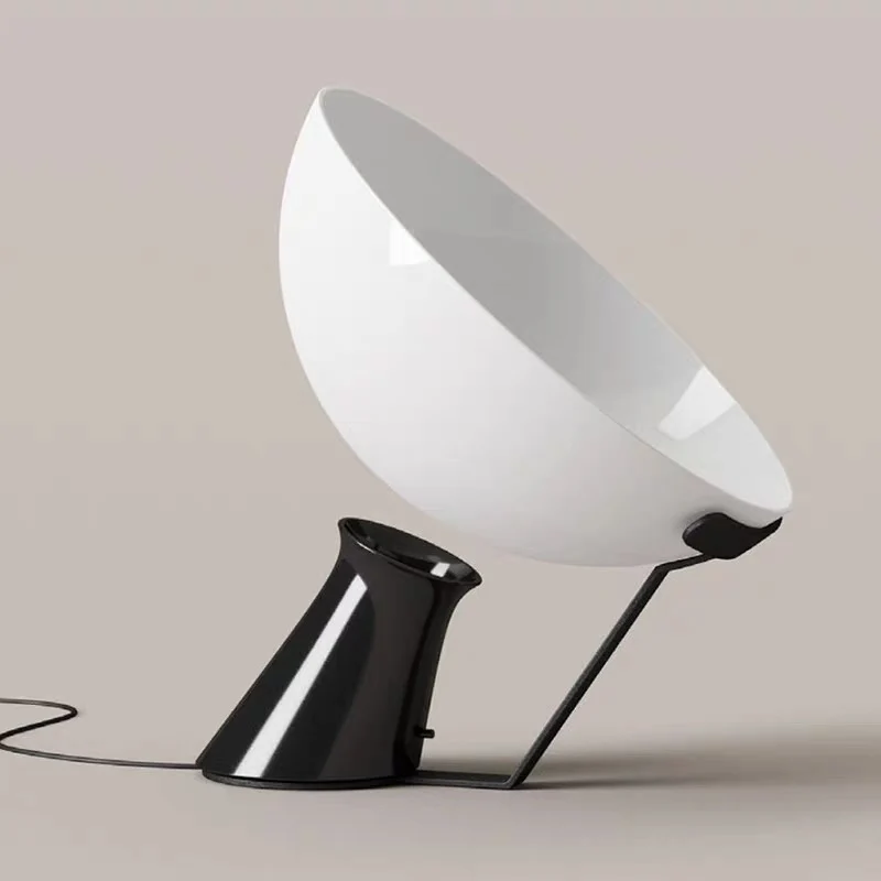 Moderne Minimalistische Tischlampe