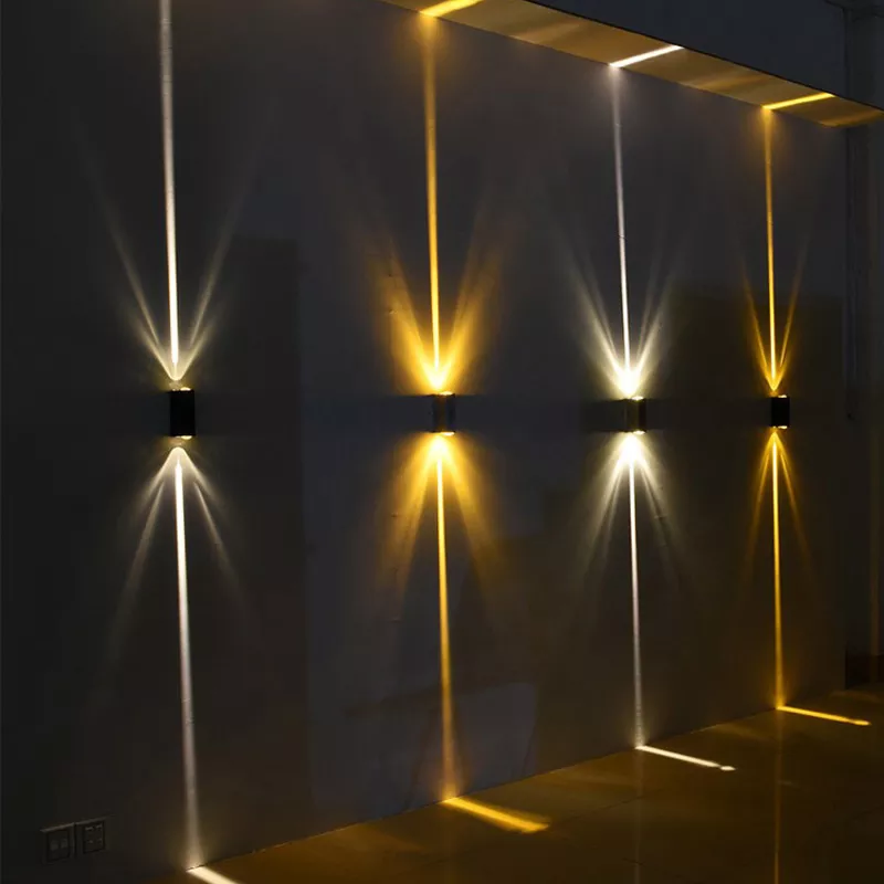 Skanto | JESAJA MODERNE AUSSENWANDLAMPE