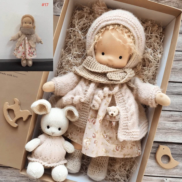 Poppi | Handgefertigte Waldorf Kuschelpuppe | Weich, Bio & Ungiftig