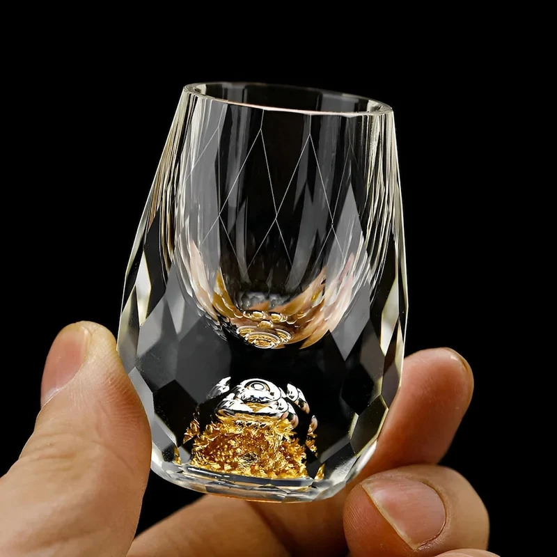 Luxus Kristallgläser mit Goldflocken – Handgefertigt – Set aus 2 – Für Whisky & Premiumgetränke