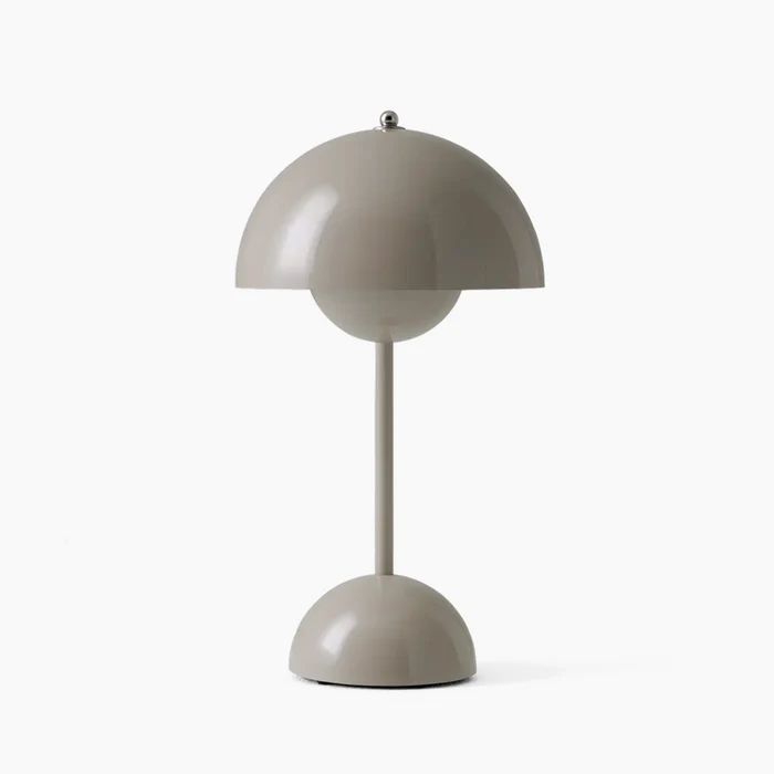 Skanto | Fleur LED-Tischlampe – Elegantes kabelloses Design, ikonischer 60er-Jahre-Stil, dimmbares Licht, moderne Heimdekoration