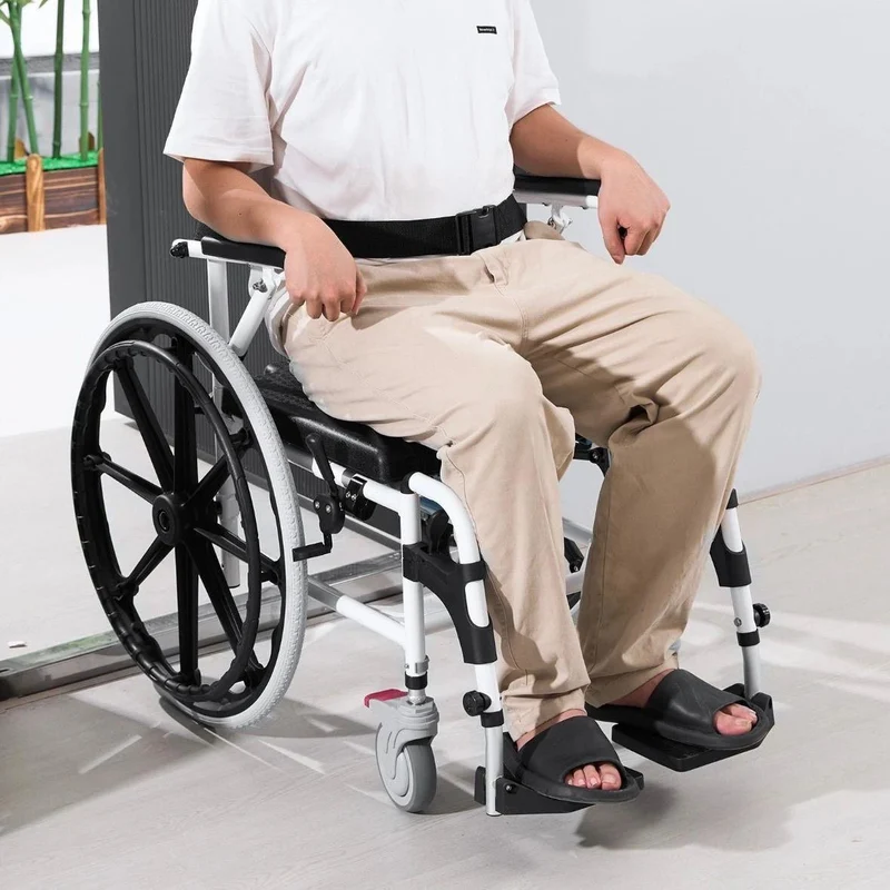 Toiletten- & Duschrollstuhl mit PU-Sitz und Aluminiumrahmen