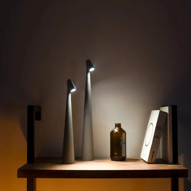Skanto | Skanto LED-Drahtleuchte im minimalistischen Design | Tischleuchte