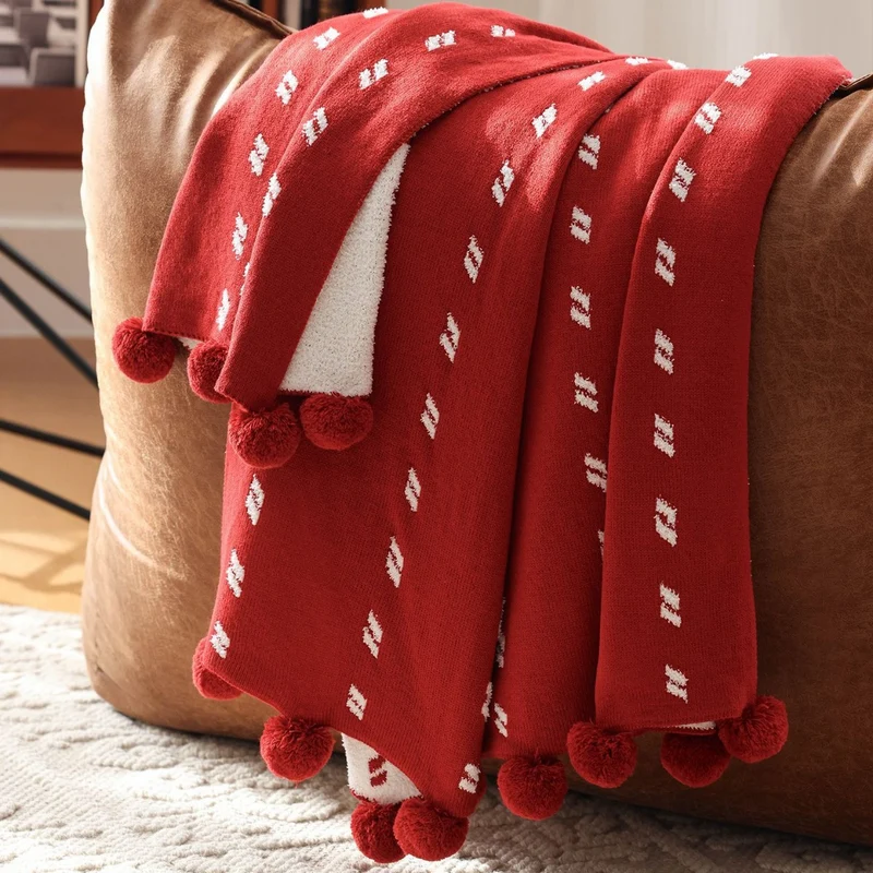 Dekorativer Pom-Pom Wurfdecke