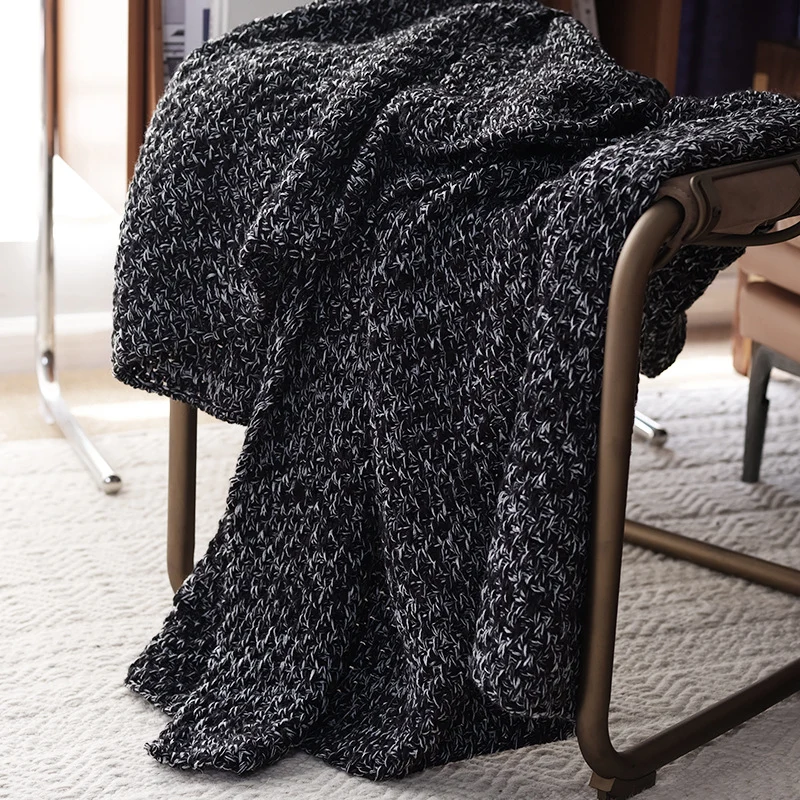 Gemütliche Strickwurfdecke