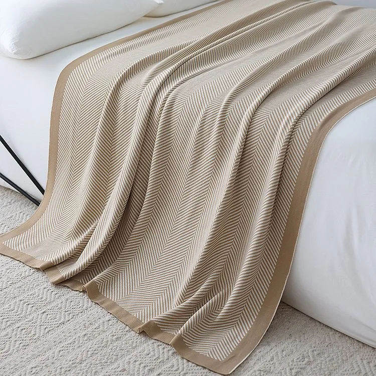 Chevron-Muster-Strick-Wurfdecke