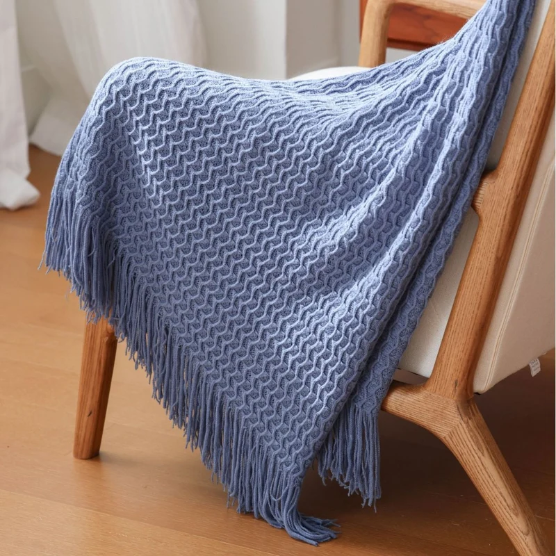 Leichte strukturierte Strickdecke