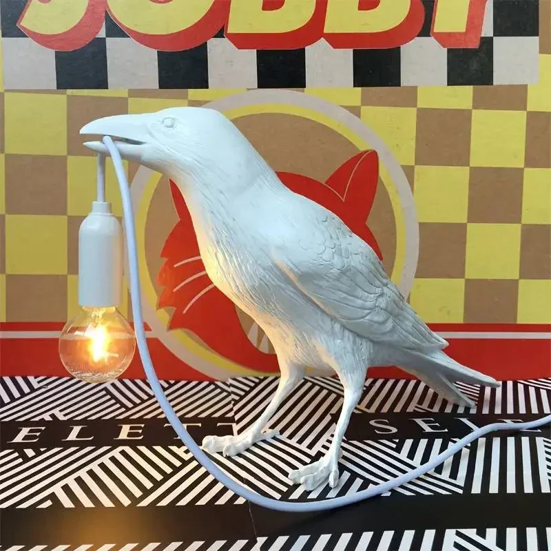 Skanto | E14 Glühbirne mit Stecker Gotische Rabenlampe Vintage Harz Vogellampe für Nachttisch, Büro, Wohnzimmer Landhaus Art Deco Stil