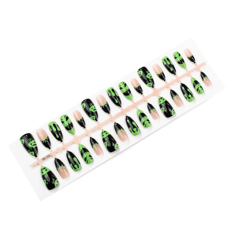 Halloween-Themen Press-On Nagelkunst Set 1790738486