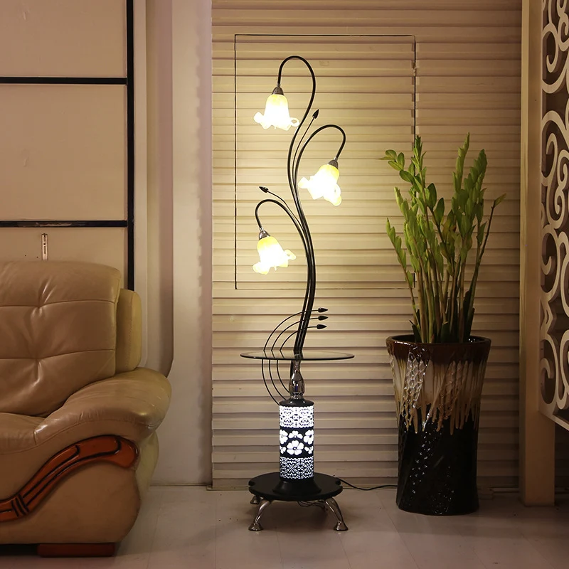 Elegante dekorative Stehlampe