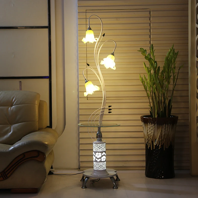 Elegante dekorative Stehlampe