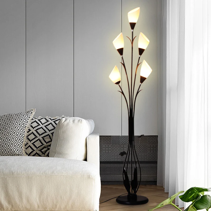 Künstlerische Floral Stehlampe
