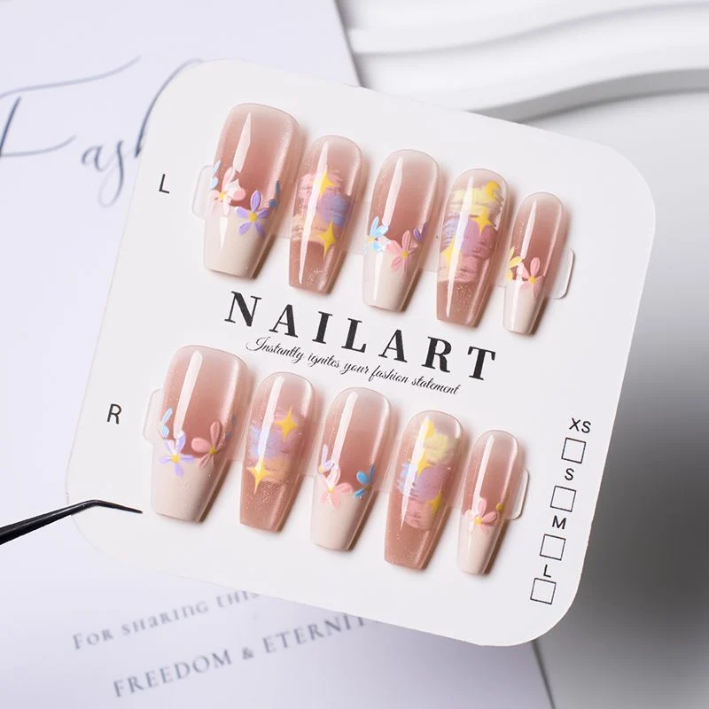 Elegantes, mit einer Schleife verziertes Press-On-Nagel-Set
