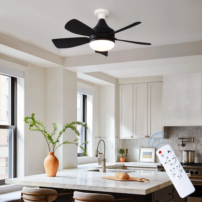 Modern Funkferngesteuerter Deckenventilator mit integrierter LED-Beleuchtung