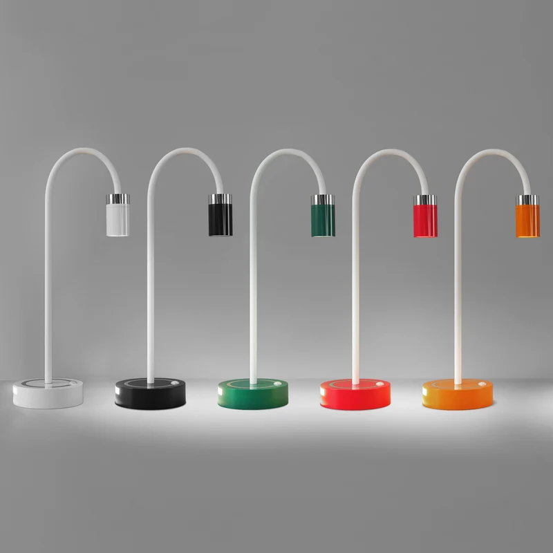 Moderne verstellbare LED-Schreibtischlampe